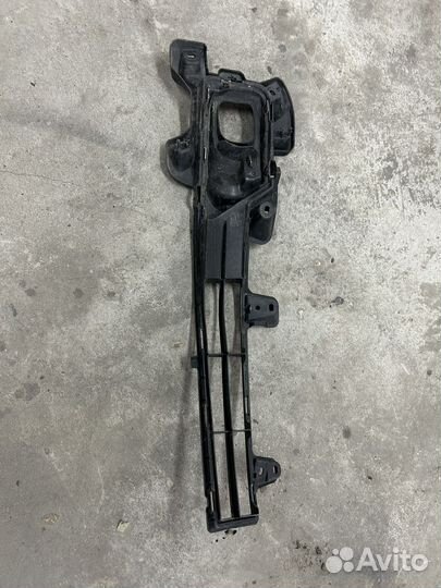 Накладка птф Toyota Land Cruiser 200