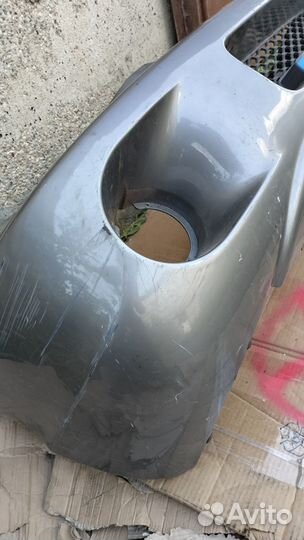 Передний бампер Hyundai Santa Fe (00-06)