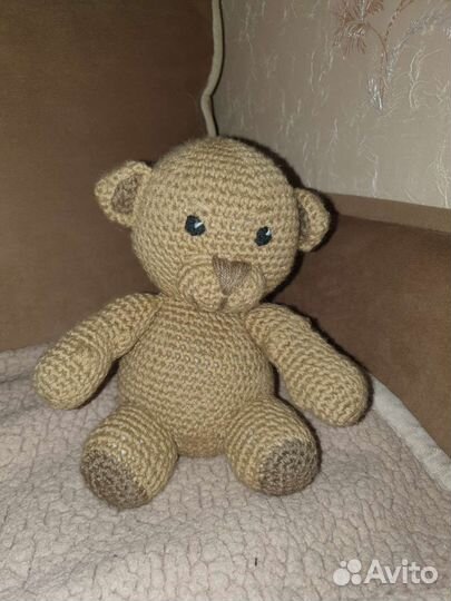 Игрушка плюшевый мишка вязаный