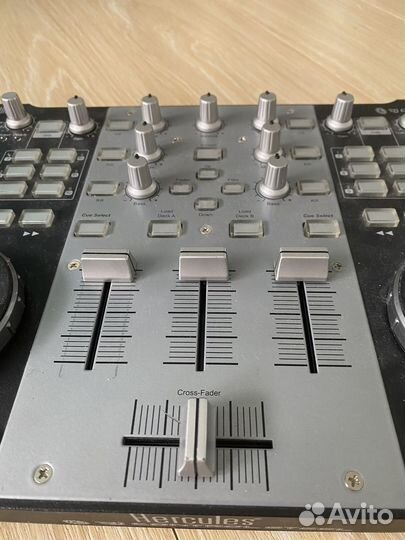 Dj контролер hercules
