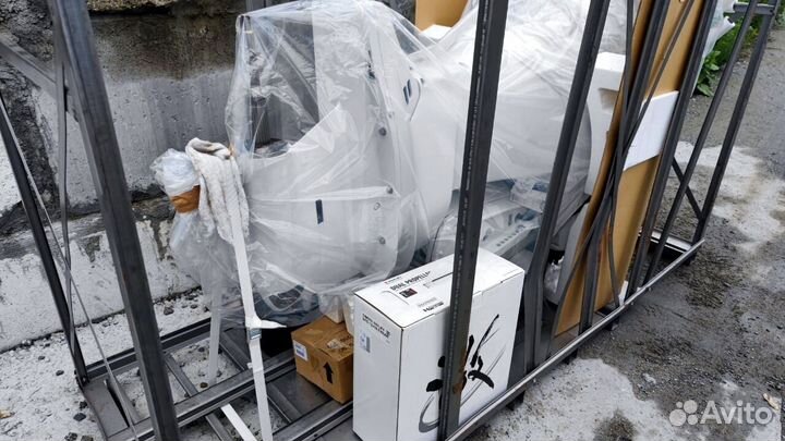 Мотор лодочный Suzuki DF325ATX белый