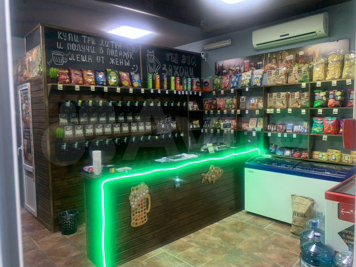 Торговая площадь, 64 м²