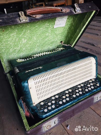 Баян Восток