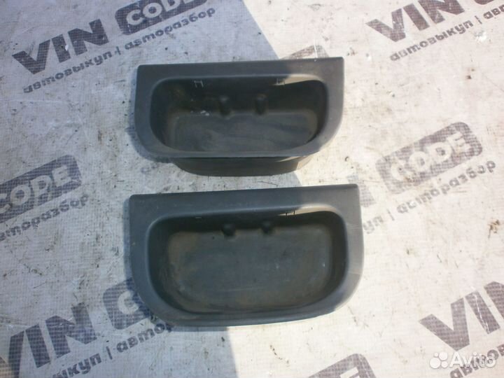 Пластик салона Nissan Terrano 2