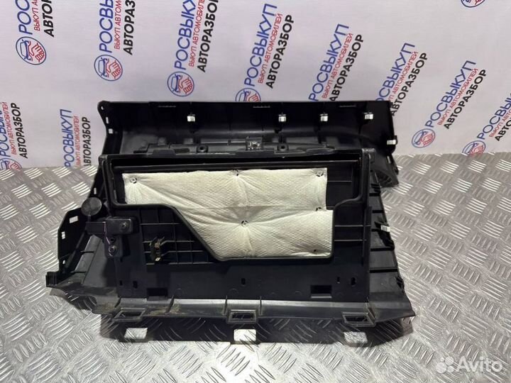 Бардачок Hyundai Sonata 6 YN