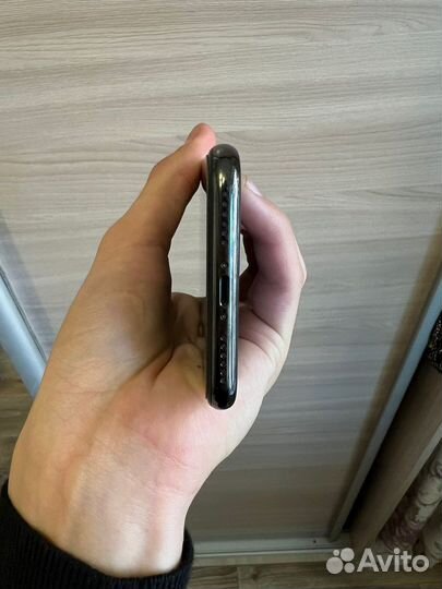 iPhone x 64gb