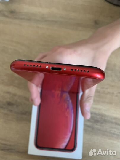 iPhone Xr, 64 ГБ
