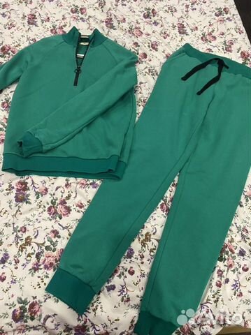 Спортивный костюм размер 42-44