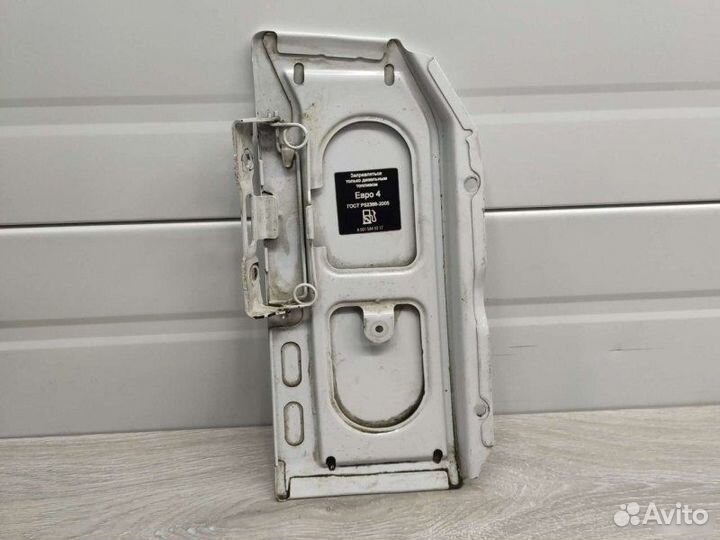 Лючок бензобака Mercedes Sprinter W906