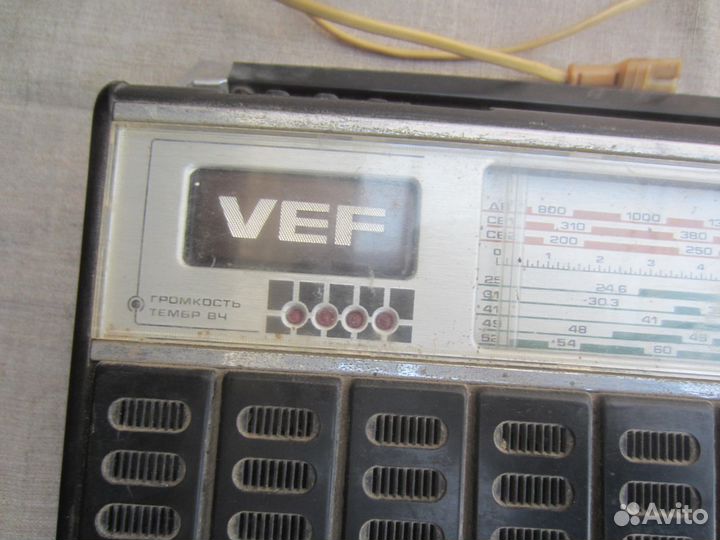 Радиоприёмник VEF Spidola-232 СССР