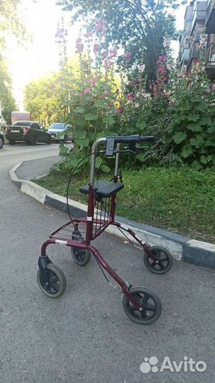 Ходунки для взрослых, Роллаторы