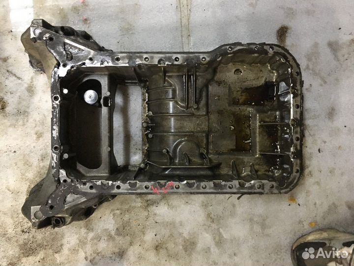 Поддон масляный двигателя (Mercedes-Benz C-class)