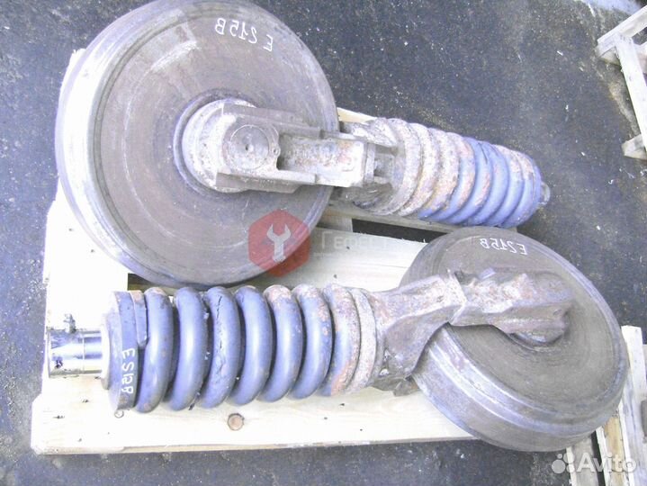 Колесо направляющее Komatsu PC350-8 207-30-K1900