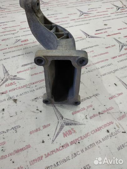Лапа двигателя m112 m113 4wd w210 Mercedes правая