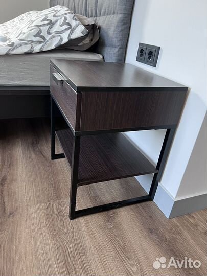 Тумбы прикроватные 2 шт Икеа