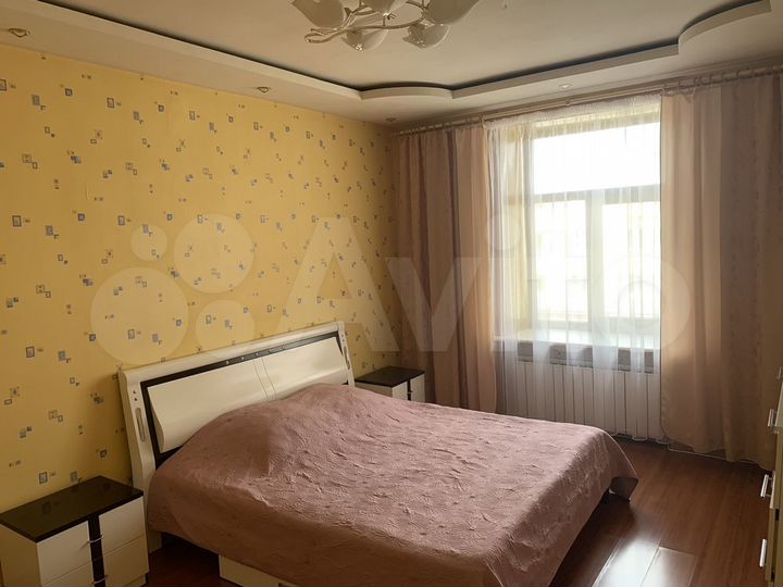 2-к. квартира, 60 м², 3/3 эт.