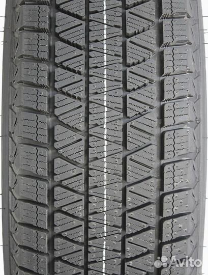 Bridgestone Blizzak DM-V3 255/55 R20 110T