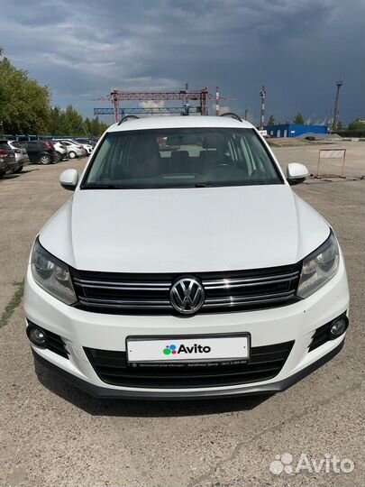 Volkswagen Tiguan 2.0 AT, 2014, битый, 59 675 км