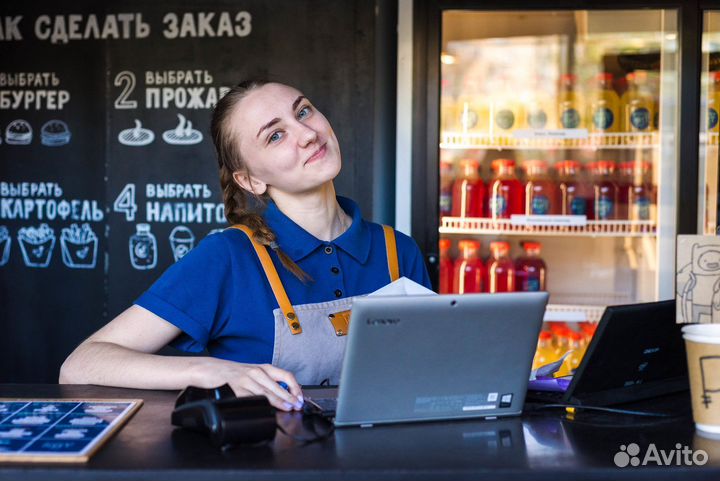 Работа от 4 часов в день. Кормим. Сотрудник в кафе