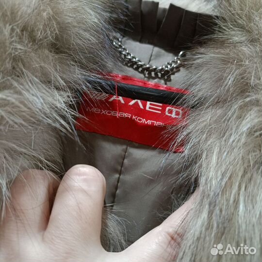 Шуба мутоновая с песцом