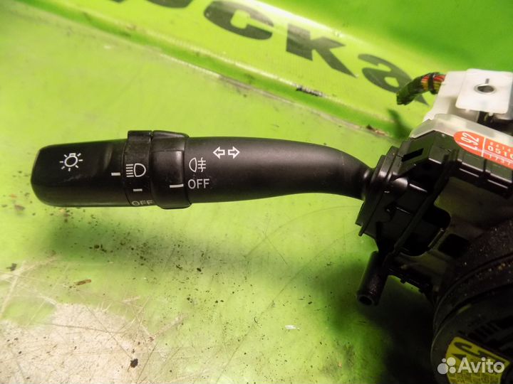 Переключатель подрулевой Toyota Avensis T25 t250