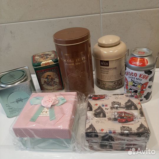 Банки и коробки для коллекций