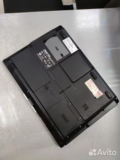 Ноутбук asus F5RL