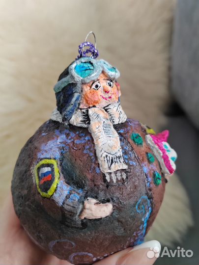 Интерьерная игрушка Летчик с шарфом Авиатор