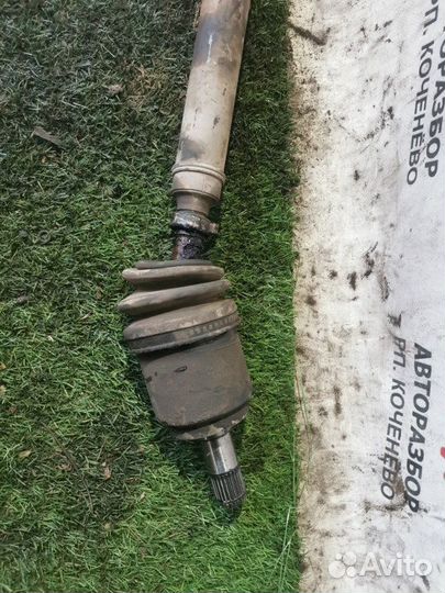 Привод передний правый Лада 2110 2110