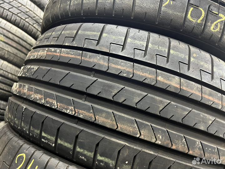 Pirelli P Zero PZ4 245/35 R20
