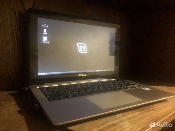 Нетбук asus