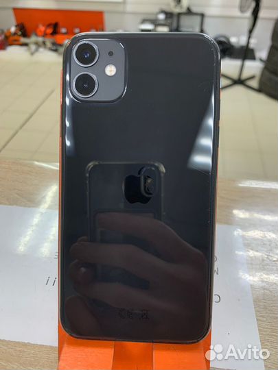 iPhone 11, 64 ГБ