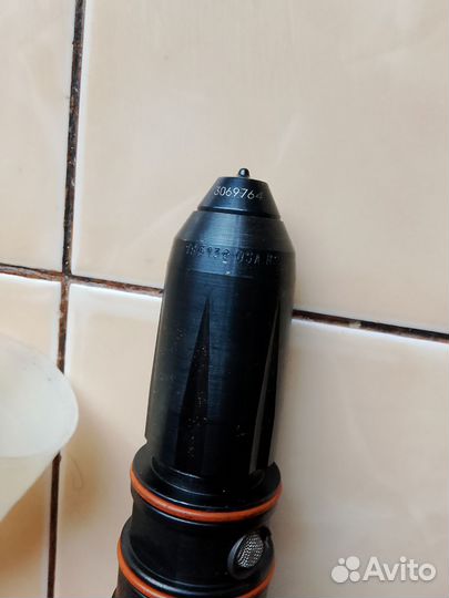 Топливные форсунки на. Cummins n14