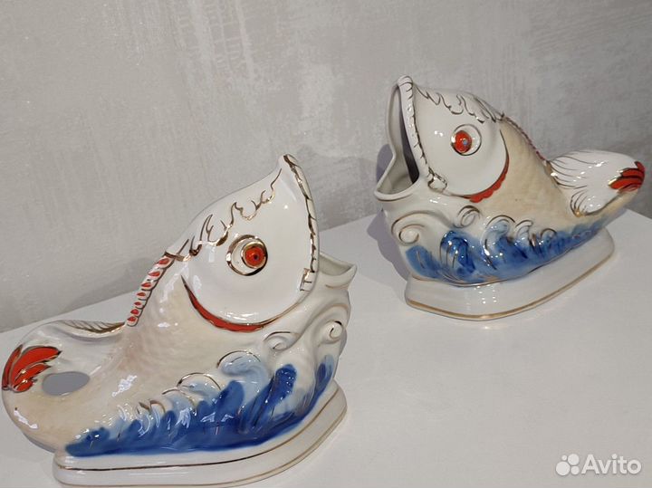 Фигурки рыбок, старинные