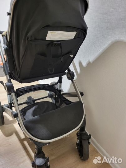 Коляска 2 в 1 бу hugs
