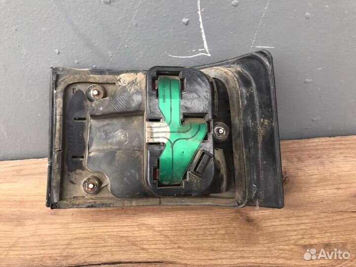 Ваз 2111 фонарь задний левый внешний в крыло