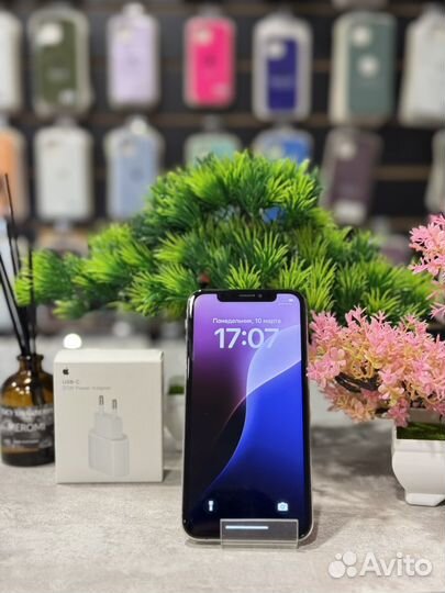 iPhone Xs, 64 ГБ