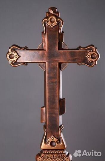 Крест надгробный литой