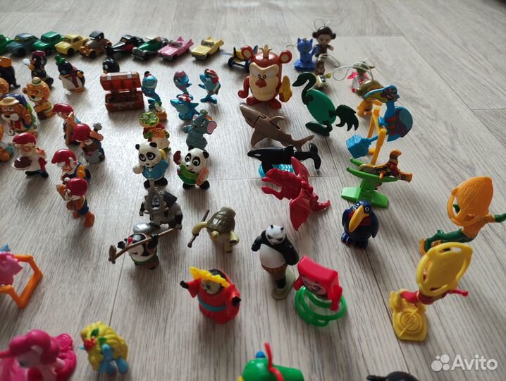 Игрушки из киндер сюрприза разные, все разом