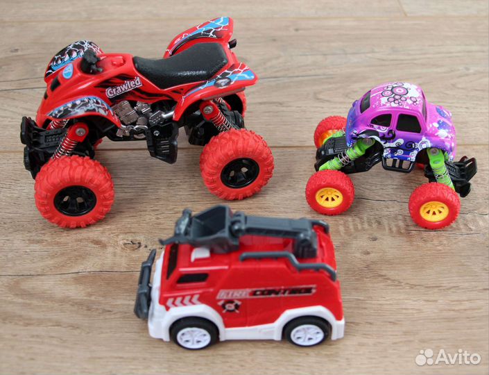 Игрушки машинки пакетом