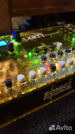 Drum synthesiser LXR 1