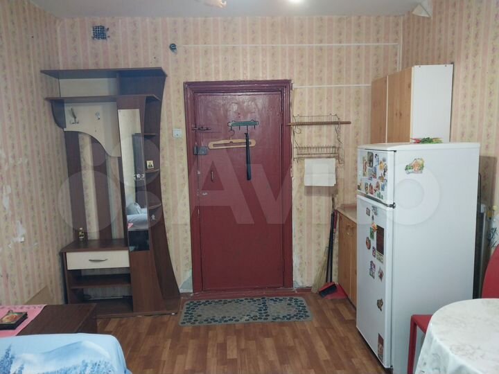 Комната 14 м² в 1-к., 2/4 эт.