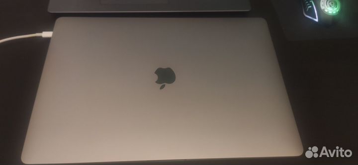 Apple macbook pro 16 i9 16гб