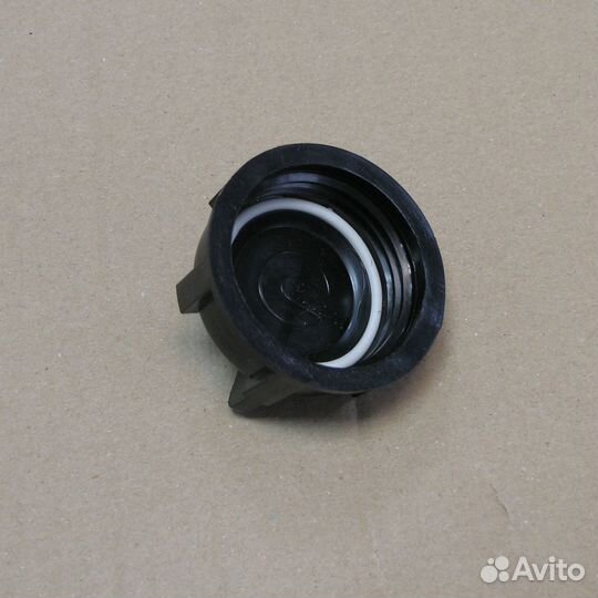 Пробка расширительного бачка камаз без клапана
