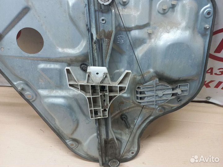 Стеклоподьемник задний правый Хундай Элантра 4