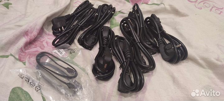 Кабель питания и SATA