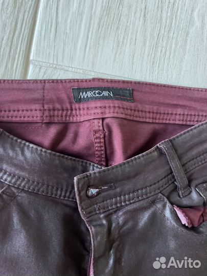 Джинсы из экокожи Marccain