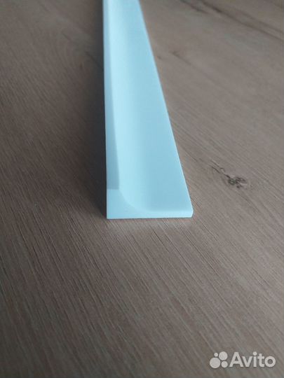 Плинтус (бордюр, бортик)