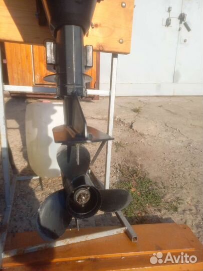 Мотор tohatsu 9.8 4т и лодка Yamaran