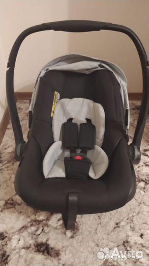 Продам детскую коляску